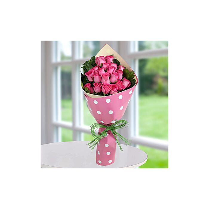 Order a bunch of 15 pink roses online l Buy/send pink roses to India